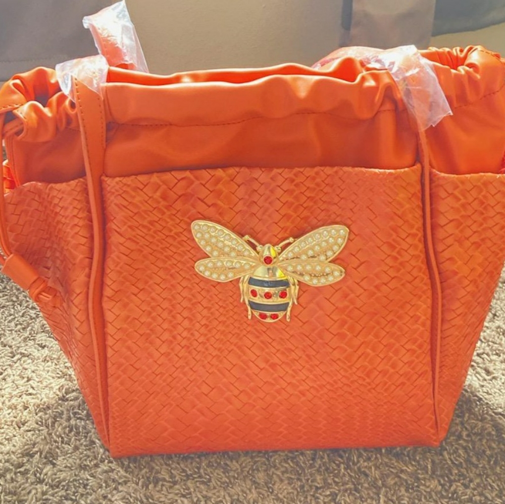 Purse - Picture 1 of 4